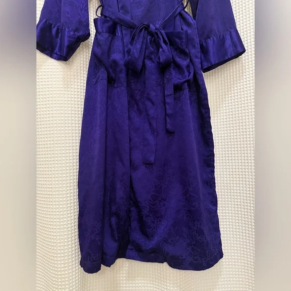 Vintage Victoria's Secret Gold Label - Deep Purple Satin Robe